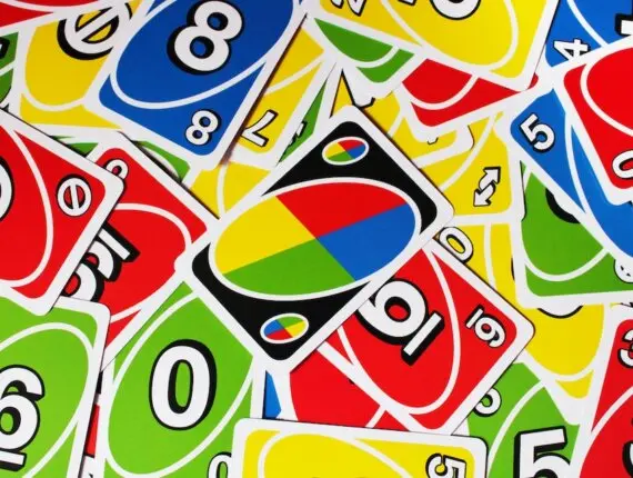 UNO stacko